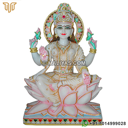 Marble Laxmi Maa Statue
