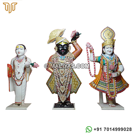 Marble Shrinathji Moorti with Yamuna ji and Mahaprabhu ji